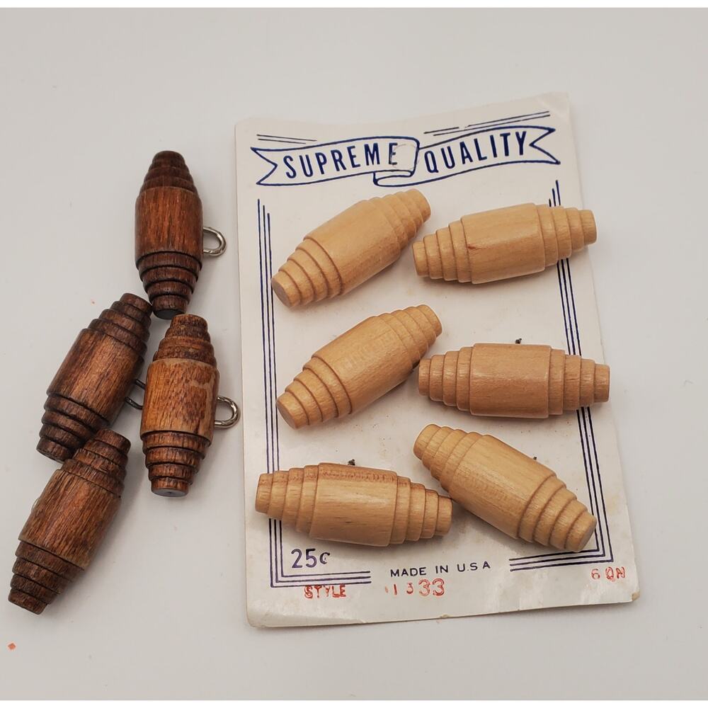 10 Vintage Wood Barrel Shank Buttons 6 Blond on Card & 4 Loose Dark Wood